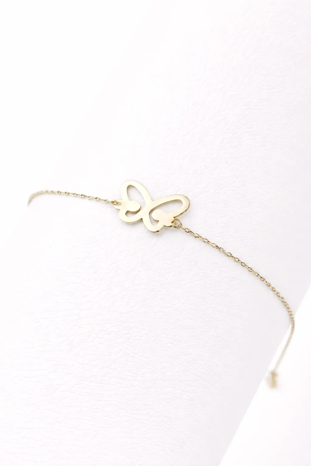 BUTTERFLY WHISPER – 18K GOLD BRACELET