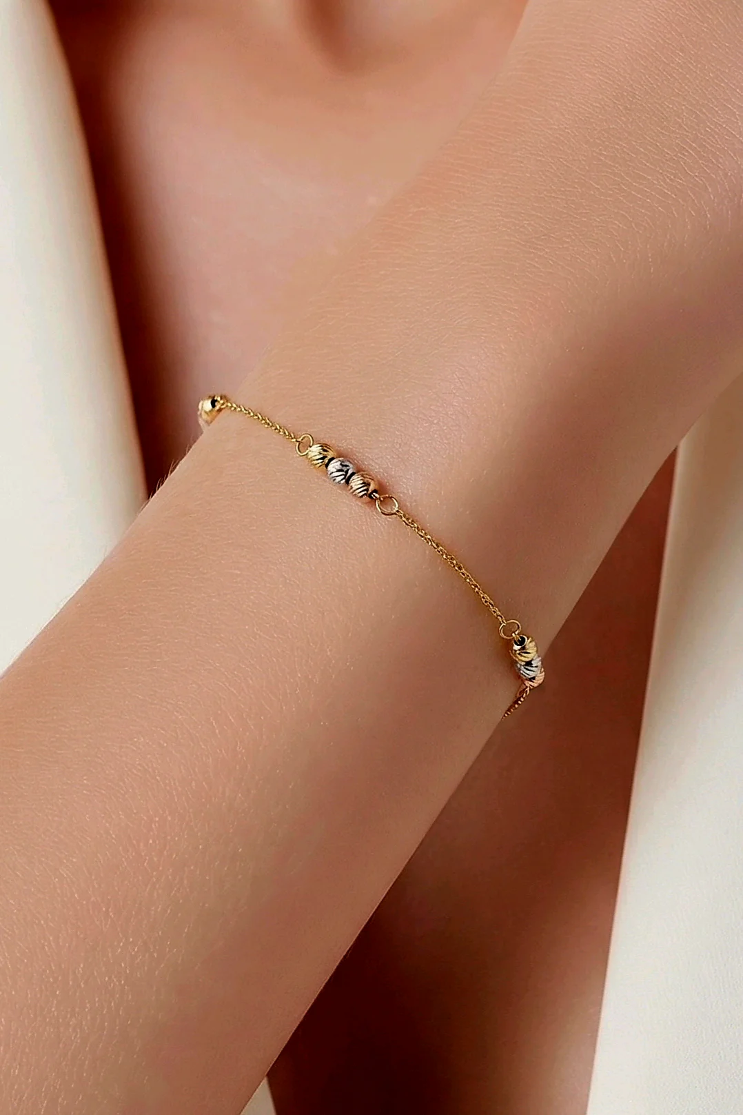 TRIO BEAD BRACELET – 18K GOLD BRACELET