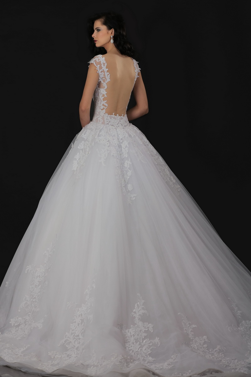 Appolo Haute Couture Wedding  dresses  in Lebanon bridal  